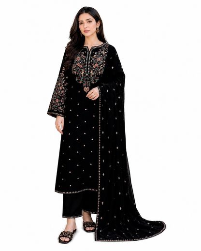 Midnight Elegance – Embroidered Black Ethnic Suit Set