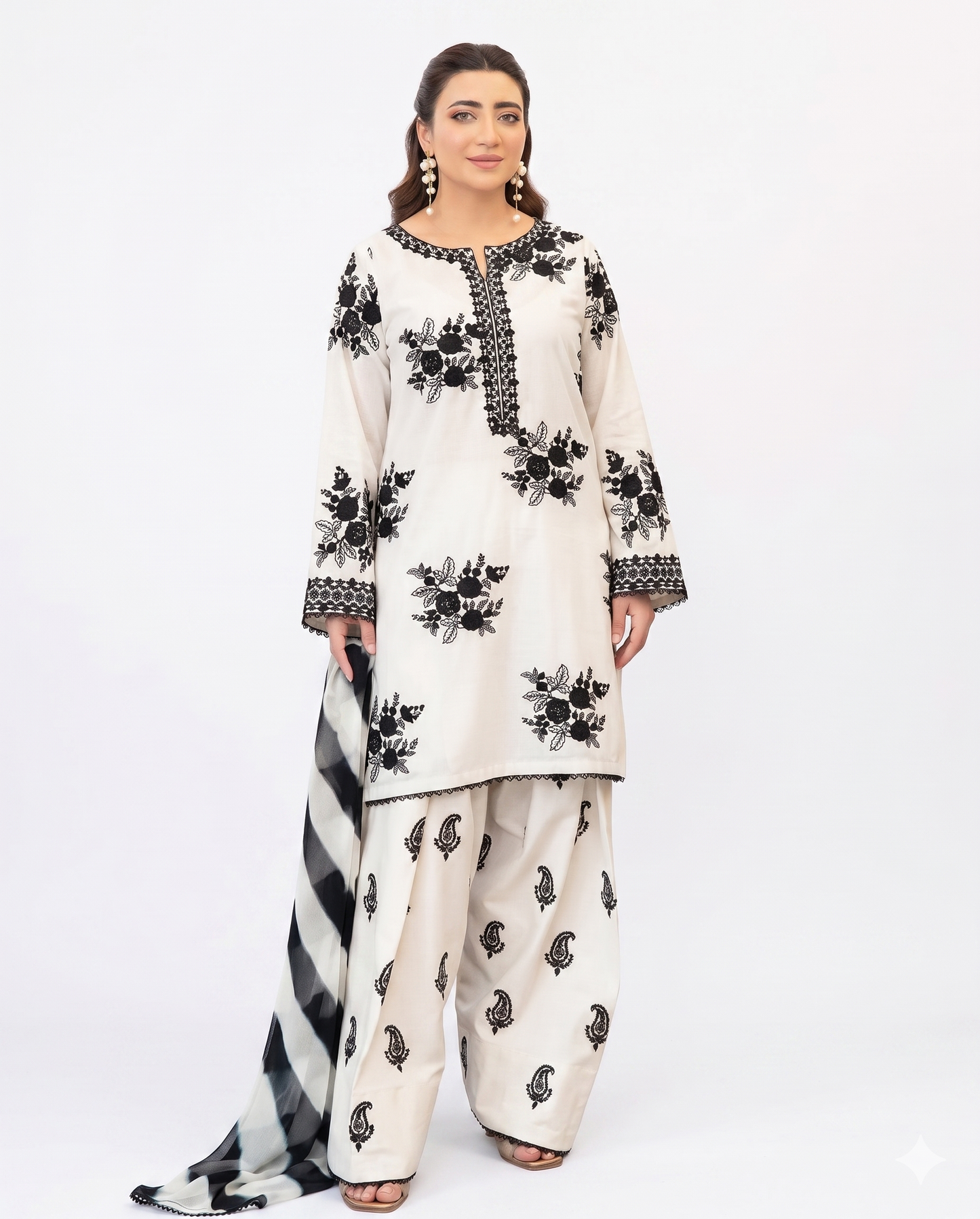 Ivory Noir Premium Embroidered 3 Piece Lawn Suit