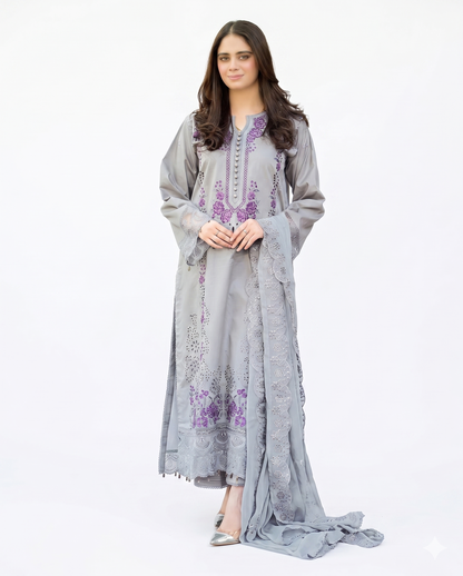 Libaas Premium Embroidered Luxury Lawn – 3-Piece Suit (AK-3326)