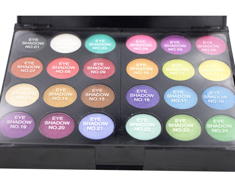 New Product Cosmetic Glitter Makeup Eyeshadow Kit Customized Eyeshadow Palette