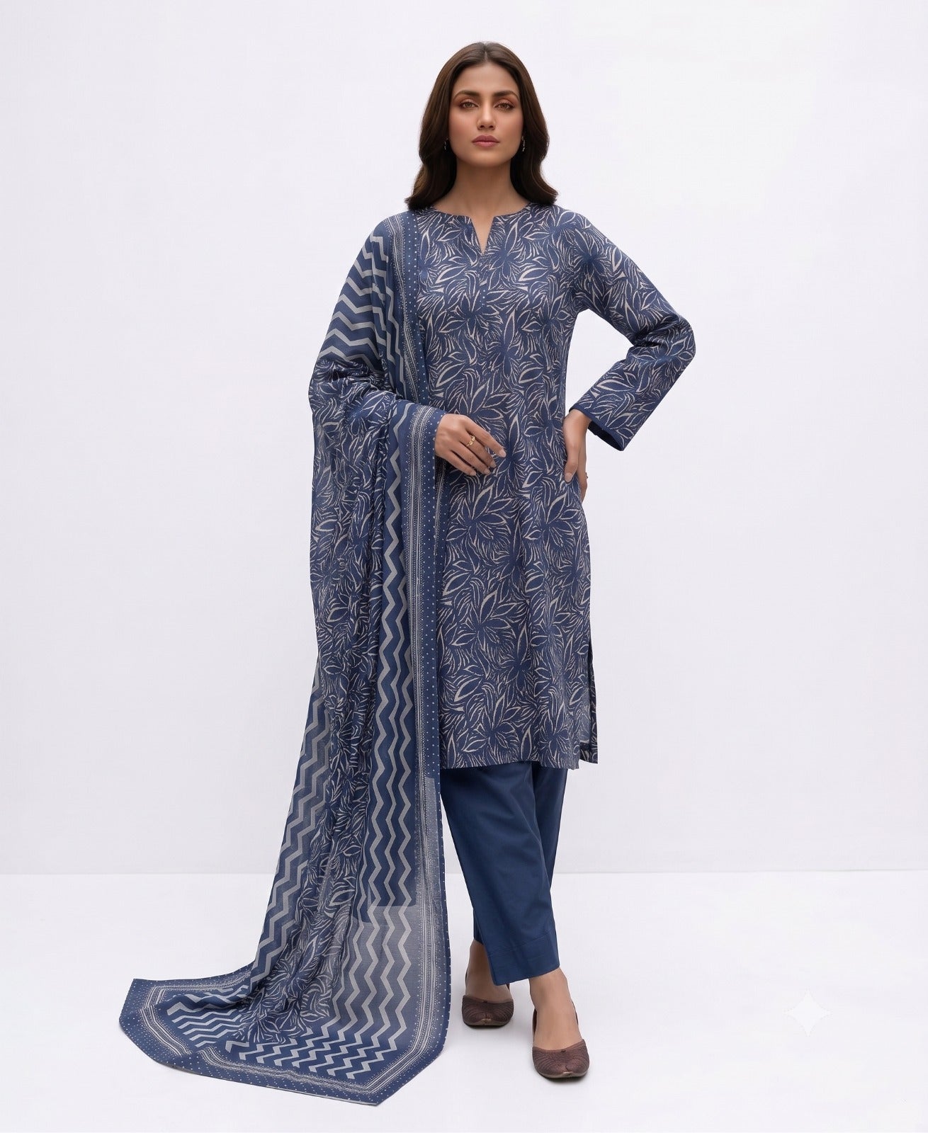 Midnight Breeze Printed Lawn 3-Piece Suit